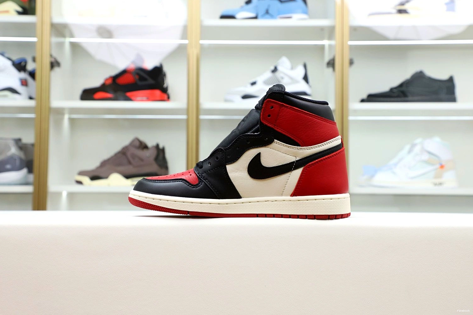 'BRED AIR OG RETRO HIGH 1 TOE' JORDAN 0928